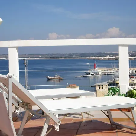 Сasa de vacaciones Attico D'angio'